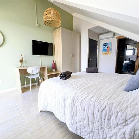 Studio Dauphin - Plage De Saint-Pierre Exterior foto